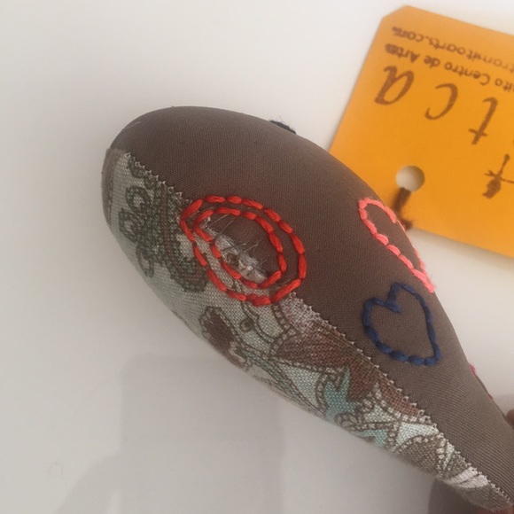 One handmade whale 🐳 keychain ornament - Picture 3 of 4